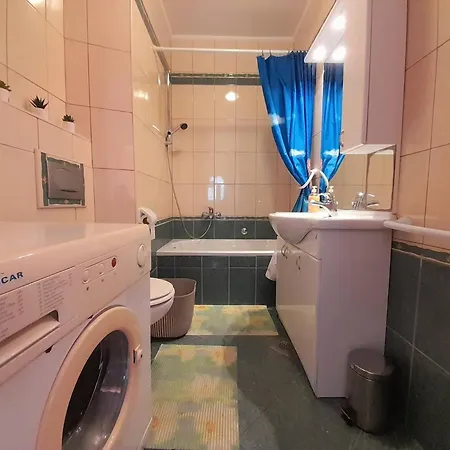 Charming Tihana With Washing Machine Krk Town