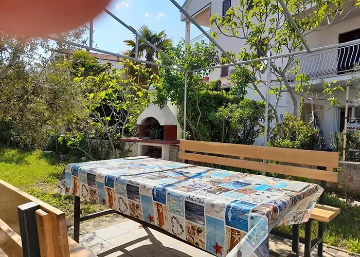 Charming Tihana With Washing Machine Guest house