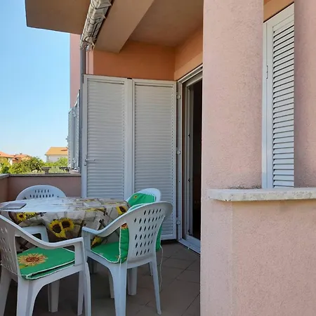 Charming Tihana With Washing Machine Casa de hóspedes 3*